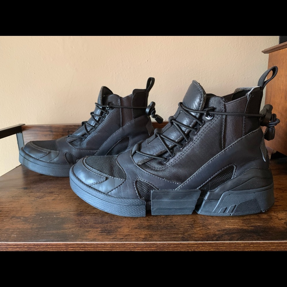 CPX Chelsea Hi Converse
